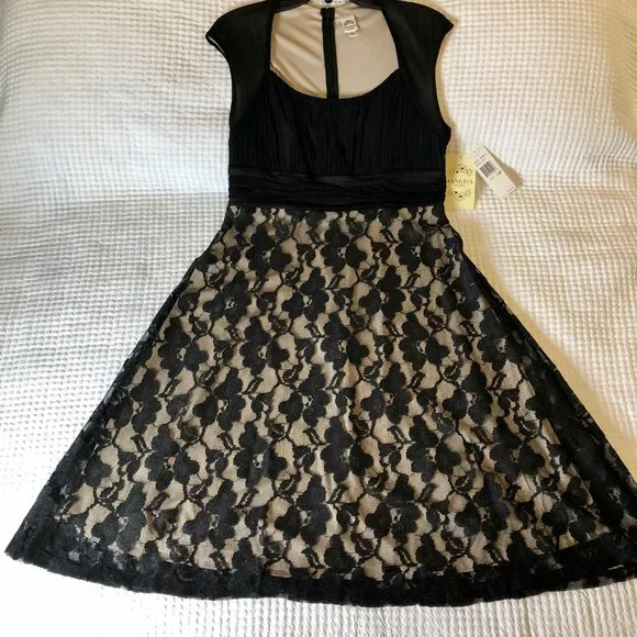 Signature by Sangria Dresses | Sangria Black Formal Dress Lace Overlay 14p Nwt | Color: Black/Tan | Size: 14p | Hernandezlupe81's Closet